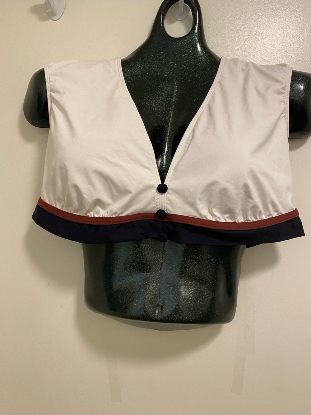 Bleu Rod Beattie White Top with Branded Tag
